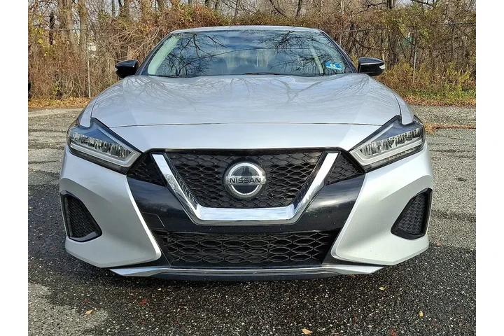$13239 : Nissan Maxima 2020 3.5 SV 4d image 5