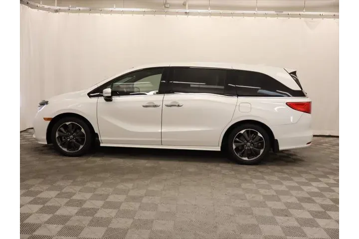 $33943 : Honda Odyssey 2022 Elite 4dr image 2