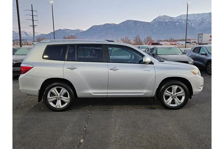$9877 : Toyota Highlander 2008 AWD L image 2