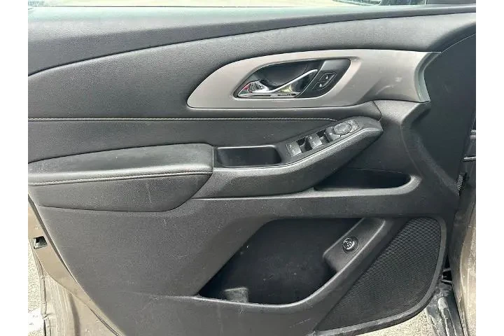 $15928 : Chevrolet Traverse 2020 4x4 image 10