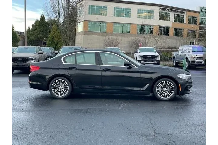 $29995 : BMW 5 Series 2019 AWD 540i x image 2