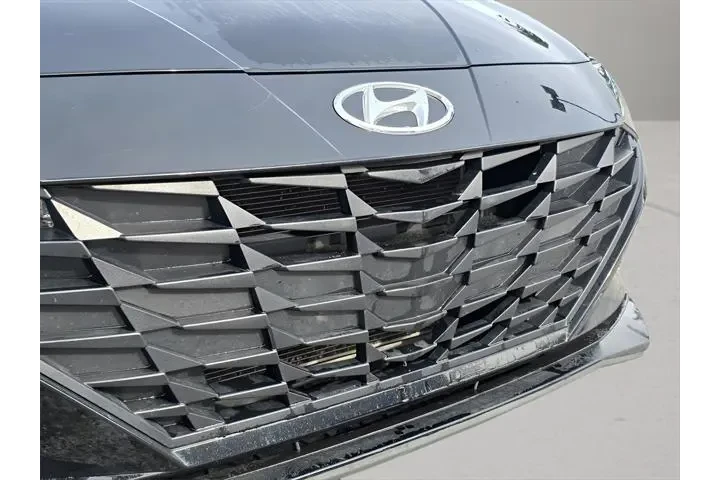 $17266 : Hyundai ELANTRA 2022 SEL 4dr image 9