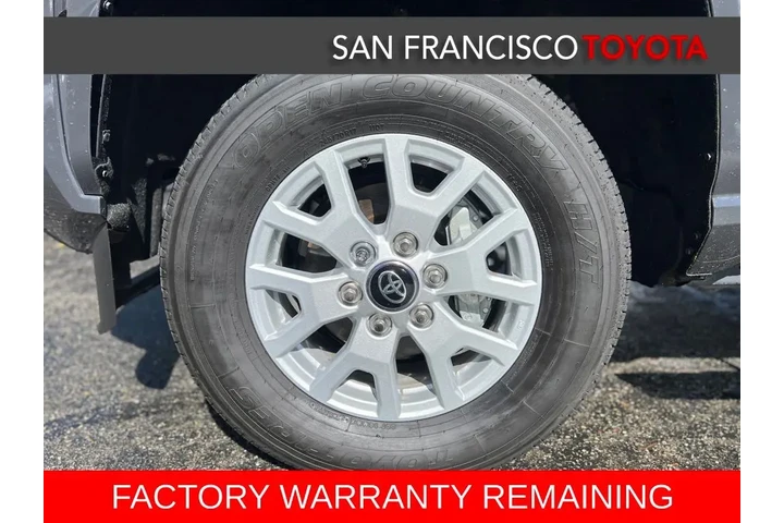 $38888 : Gold Certified 2025 Tacoma SR5 image 9