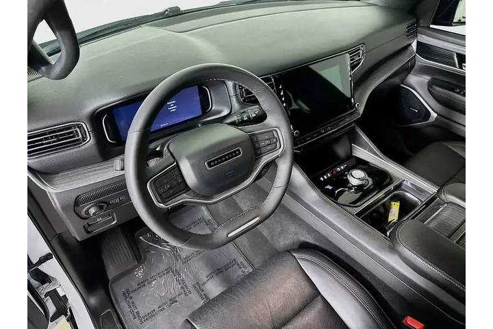 $37978 : Jeep Wagoneer L 2024 4x4 Ser image 2