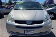 $7995 : 2004 Sienna XLE 7 Passenger thumbnail