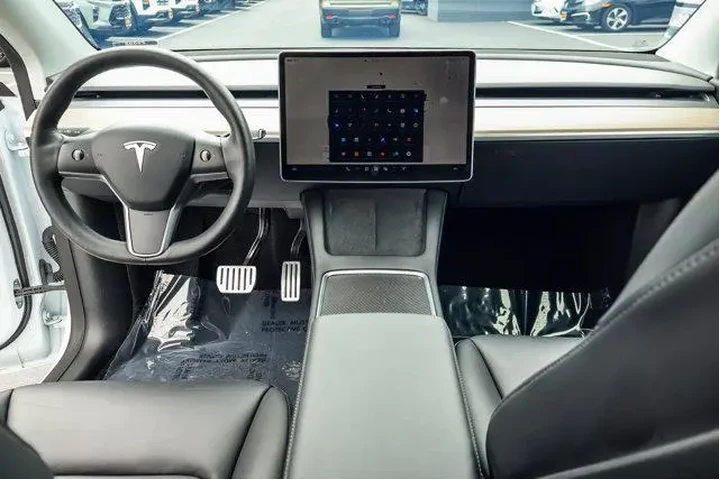 $31000 : Tesla Model Y 2022 AWD Perfo image 10