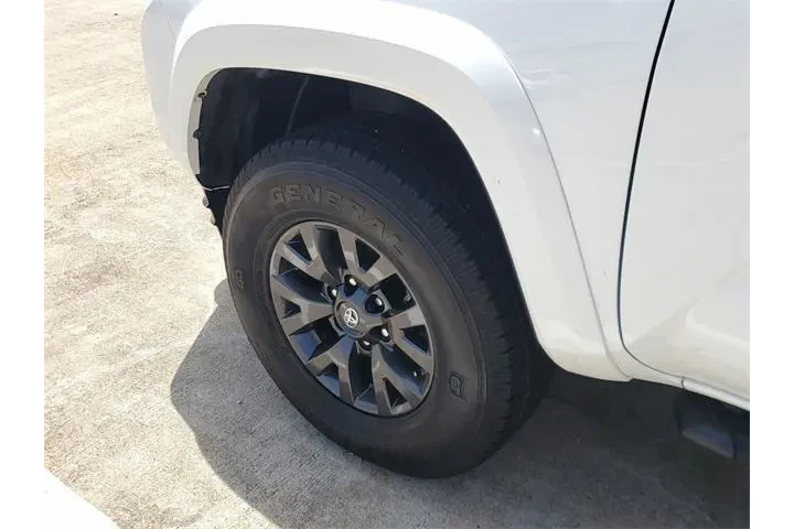 $27988 : Toyota Tacoma 2020 4x2 SR5 4 image 10