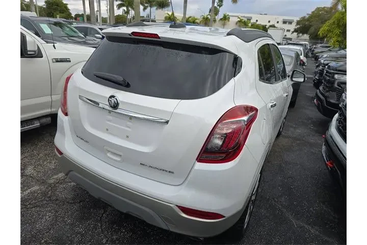 $8990 : Buick Encore 2018 Preferred image 4