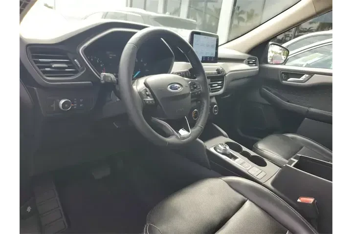 $13990 : Ford Escape 2020 SEL 4dr SUV image 8