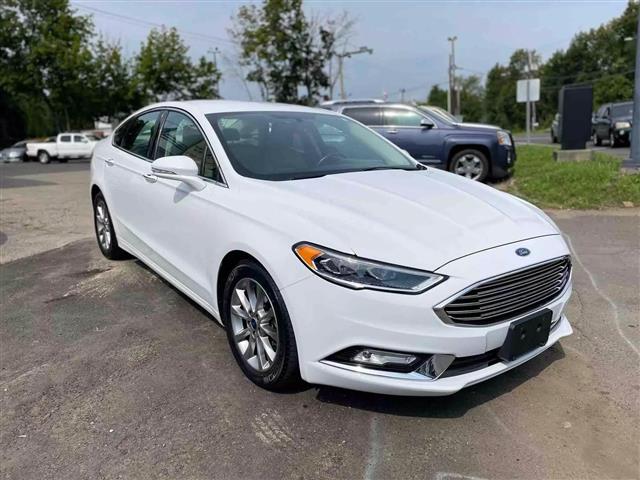$15900 : 2017 FORD FUSION2017 FORD FUS image 4