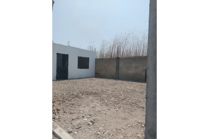 $950 : Tequesquitengo venta Terreno image 8