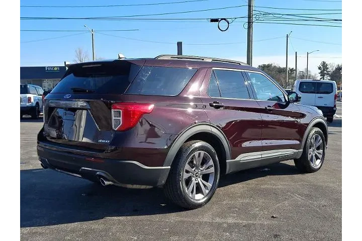$30483 : Ford Explorer 2022 AWD XLT 4 image 6