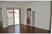 $1565 : 1 Bed 1 Bath Apt in Carson thumbnail