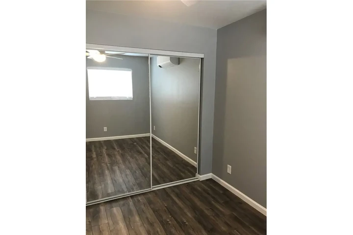 $1100 : Whittier CA ofrece con orgullo image 9