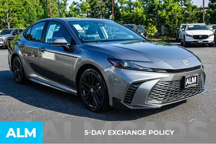 $26920 : Toyota Camry 2025 SE 4dr Sed image 4