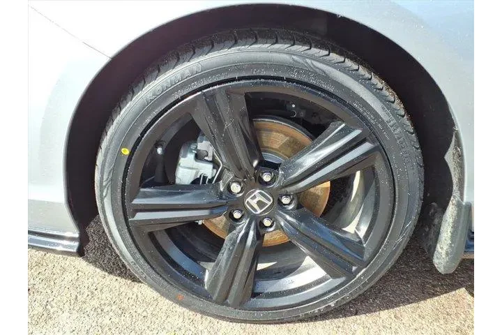 $29697 : Honda Accord Hybrid 2024 Spo image 7