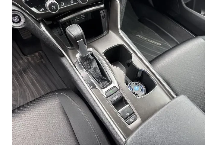 $23821 : Honda Accord 2022 LX 4dr Sed image 10