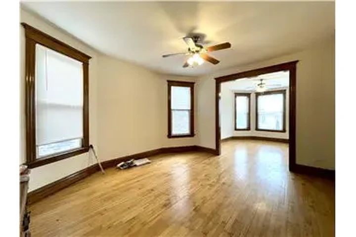 $2750 : Rental property with 3 bedro image 7