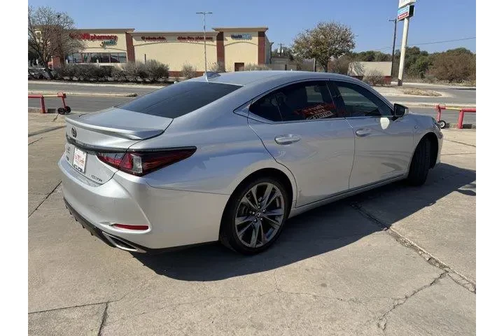 $32587 : Lexus ES 350 2021 F SPORT 4d image 5