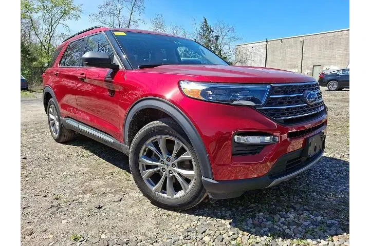 $29654 : Ford Explorer 2022 AWD XLT 4 image 2