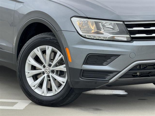 $19995 : 2020 Tiguan image 4