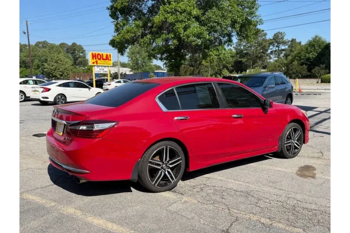 2016 Accord Sport image 7