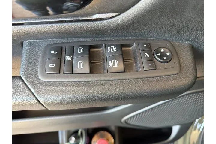 $27019 : Ram 1500 2021 4x4 Big Horn 4 image 9