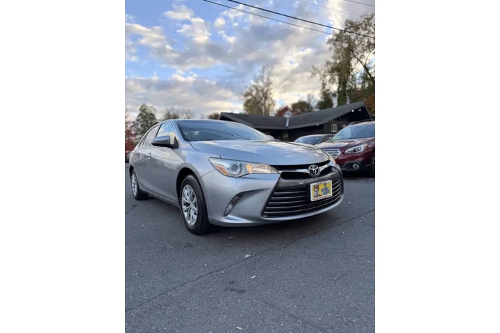 $11995 : 2016 Camry LE image 6
