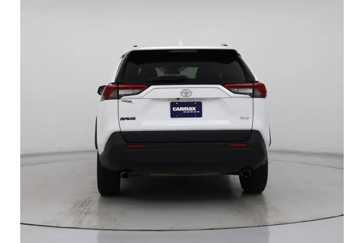 $19998 : Toyota RAV4 2019 XLE 4dr SUV image 6