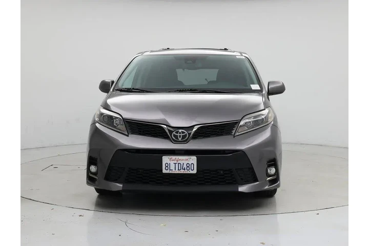 $30998 : Toyota Sienna 2019 SE 8-Pass image 5