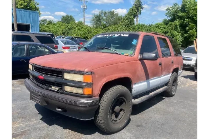 $4500 : 1996 Tahoe LT image 2