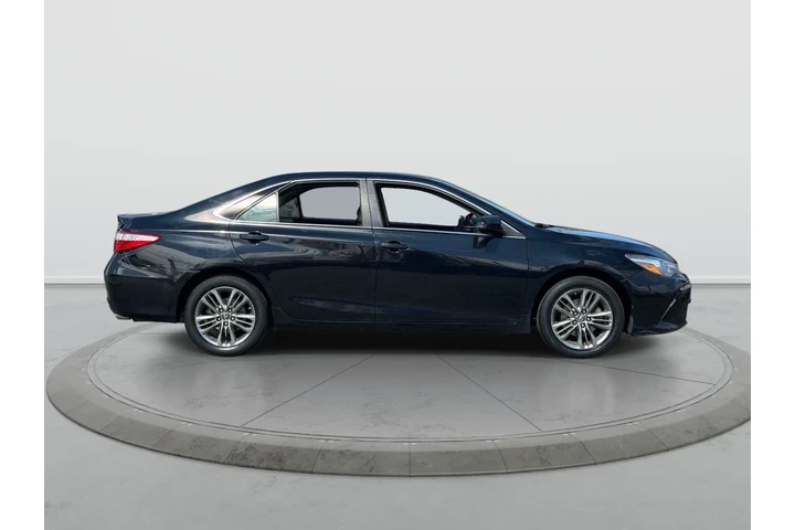 $13287 : Toyota Camry 2017 SE 4dr Sed image 9