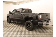 $35995 : Chevrolet Silverado 2500HD 2 thumbnail