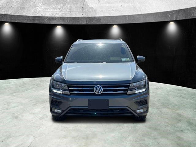 $23950 : Pre-Owned  Volkswagen Tiguan 2 image 2