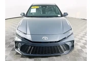 $31900 : Toyota Camry 2025 SE 4dr Sed thumbnail