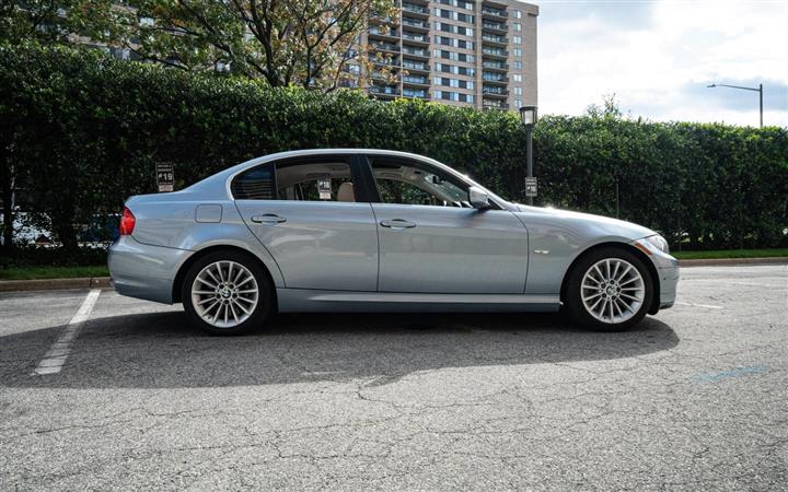 $11000 : 2011 BMW 3 SERIES image 3