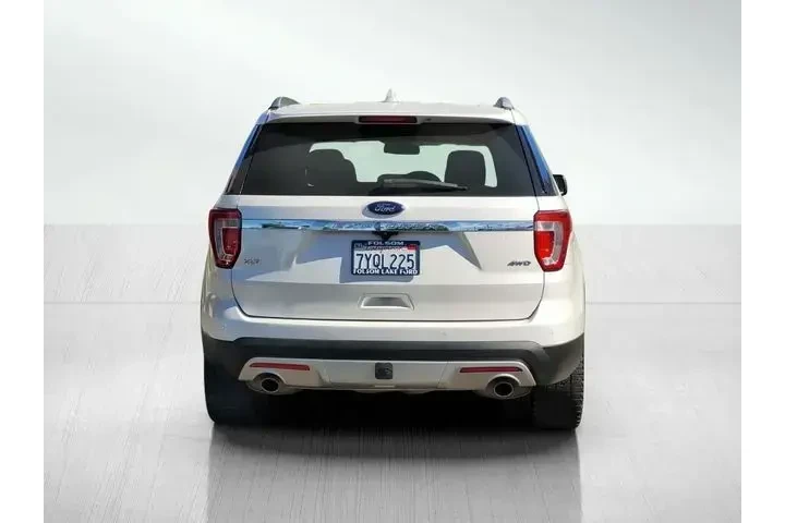 $12650 : Ford Explorer 2017 AWD XLT 4 image 5