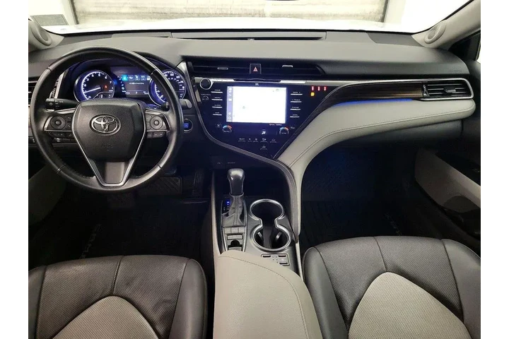 $25998 : Toyota Camry 2020 XLE V6 4dr image 9