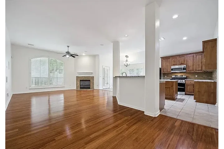 $2000 : HOUSE FOR RENT IN AUSTIN TX image 4