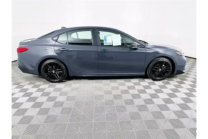 $31900 : Toyota Camry 2025 SE 4dr Sed image 8