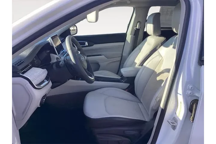 $23500 : Jeep Compass 2022 4x4 Latitu image 4