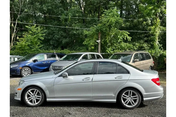 $9550 : 2014 Mercedes-Benz C-Class image 5