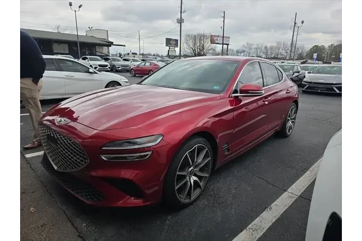 $25991 : Genesis G70 2023 2.0T 4dr Se image 1
