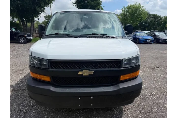 $15995 : 2022 Express 2500 image 3