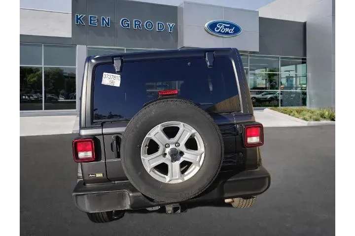 $27788 : Jeep Wrangler Unlimited 2022 image 4