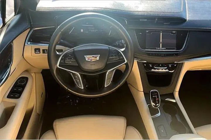 $13991 : Cadillac XT5 2017 Luxury 4dr image 8