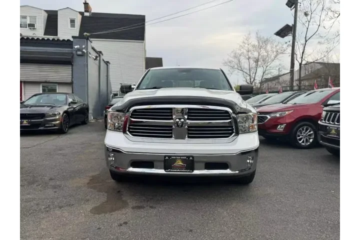 2015 RAM 1500 CREW CAB2015 RA image 3