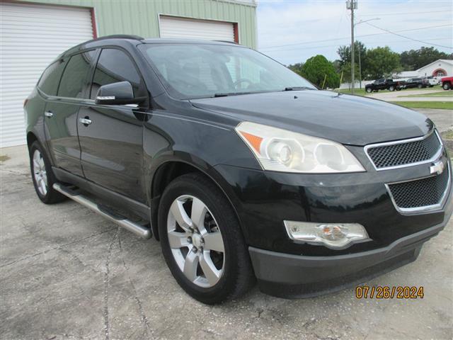 $8995 : 2010 Traverse image 2