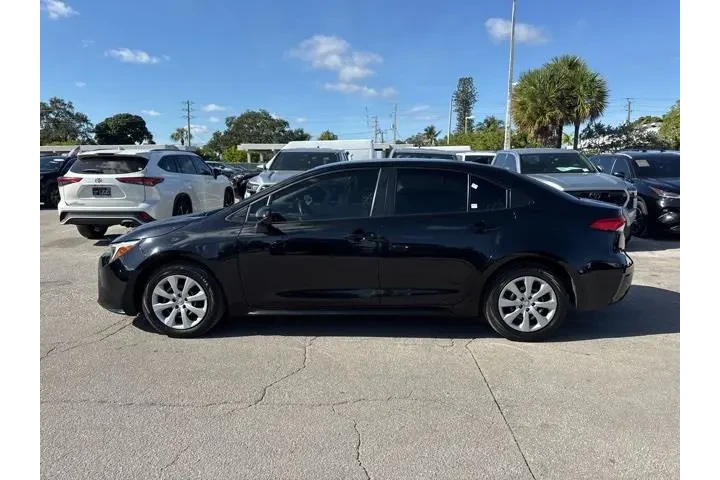 $20988 : Toyota Corolla Hybrid 2025 image 6