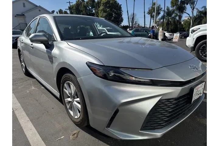 $27888 : Toyota Camry 2025 SE 4dr Sed image 7